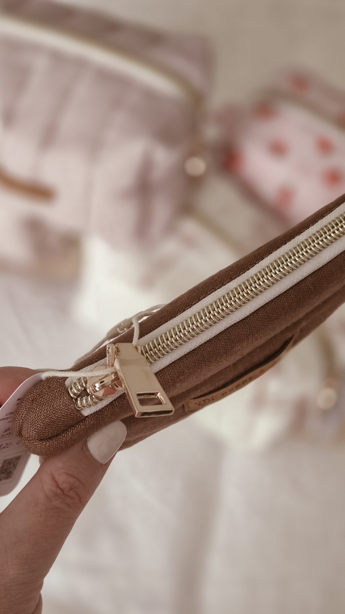 Brown linen Quilted Zipper Pouch | Coin & Treasure Purse
